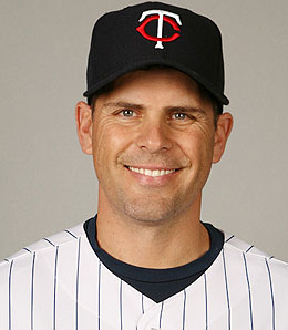 New Diamondback Jeff Cirillo offers help at the corner infield spots.